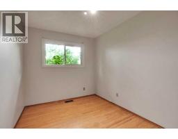 5404 Valentine Crescent Se, Calgary, AB T2A2K6 Photo 25