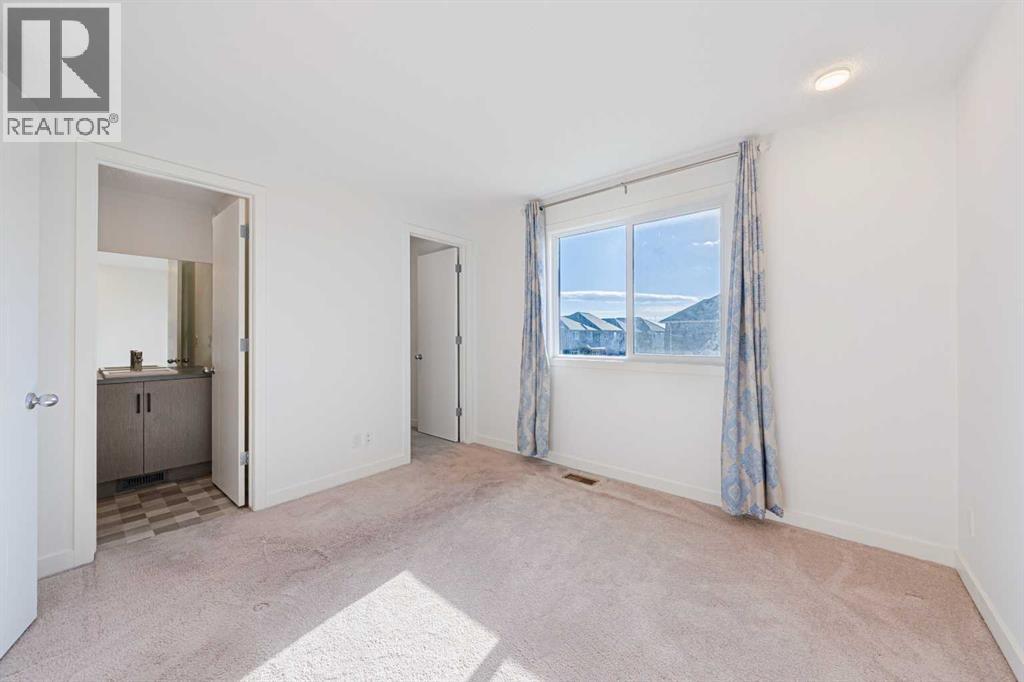 83 Savanna Park NE - Image 13