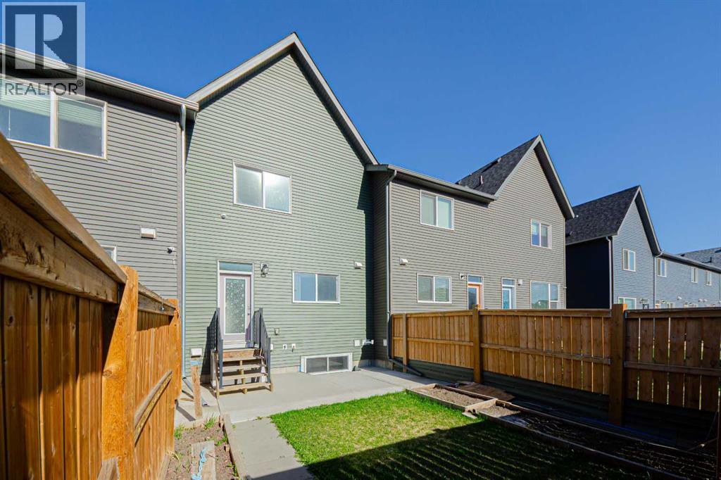 83 Savanna Park NE - 2