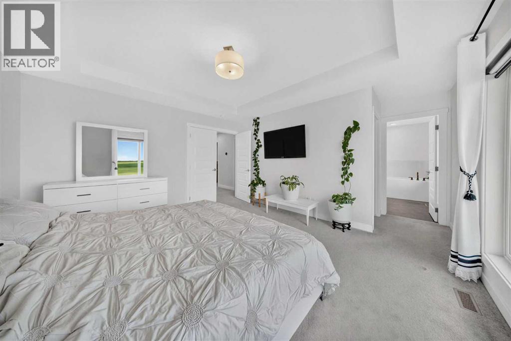 105 Homestead Crescent Northeast - Photo 33