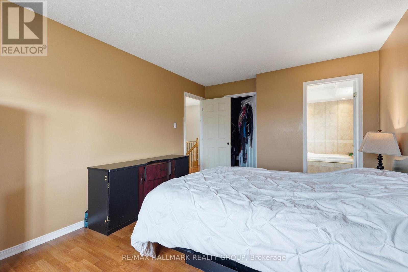 3351 DESCOTES CIRCLE - 25