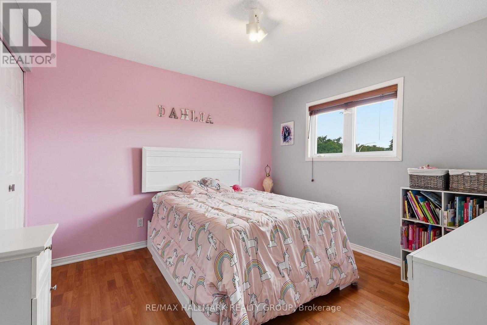 3351 DESCOTES CIRCLE - 28