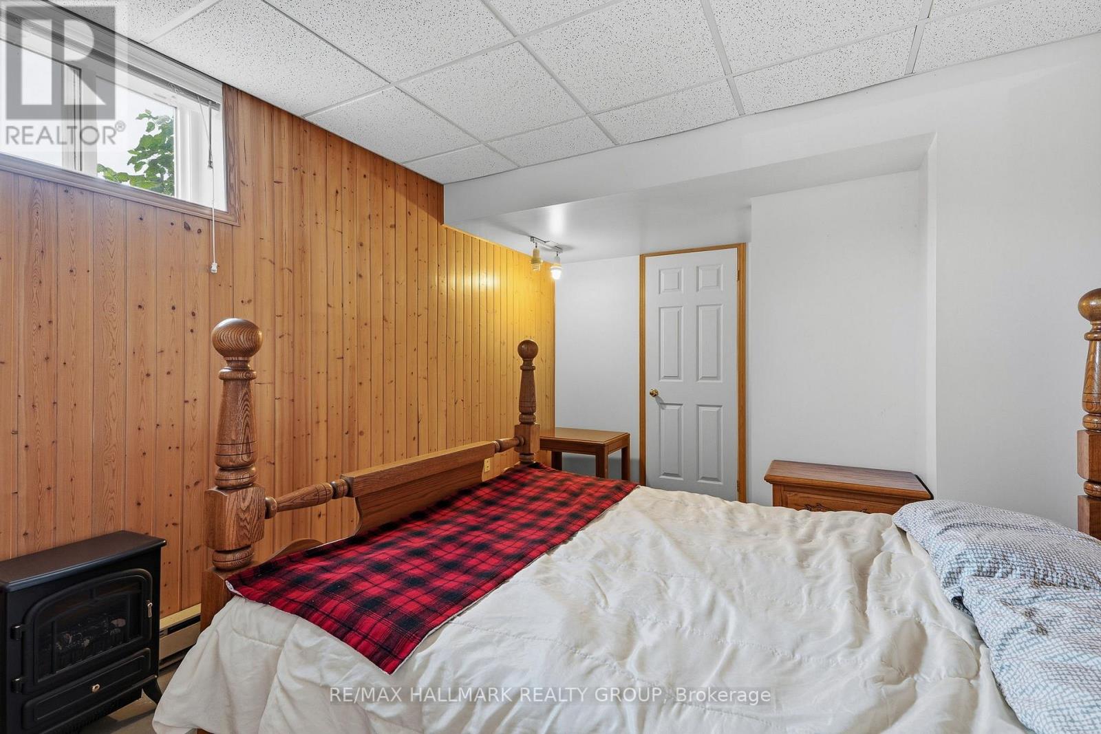 3351 DESCOTES CIRCLE - Image 32