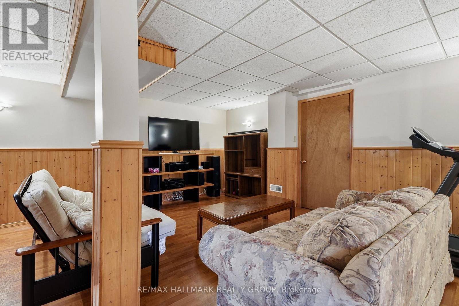 3351 DESCOTES CIRCLE - Image 33
