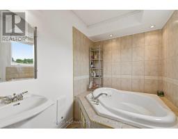 3351 Descotes Circle, Clarence Rockland, ON K4K1A7 Photo 26