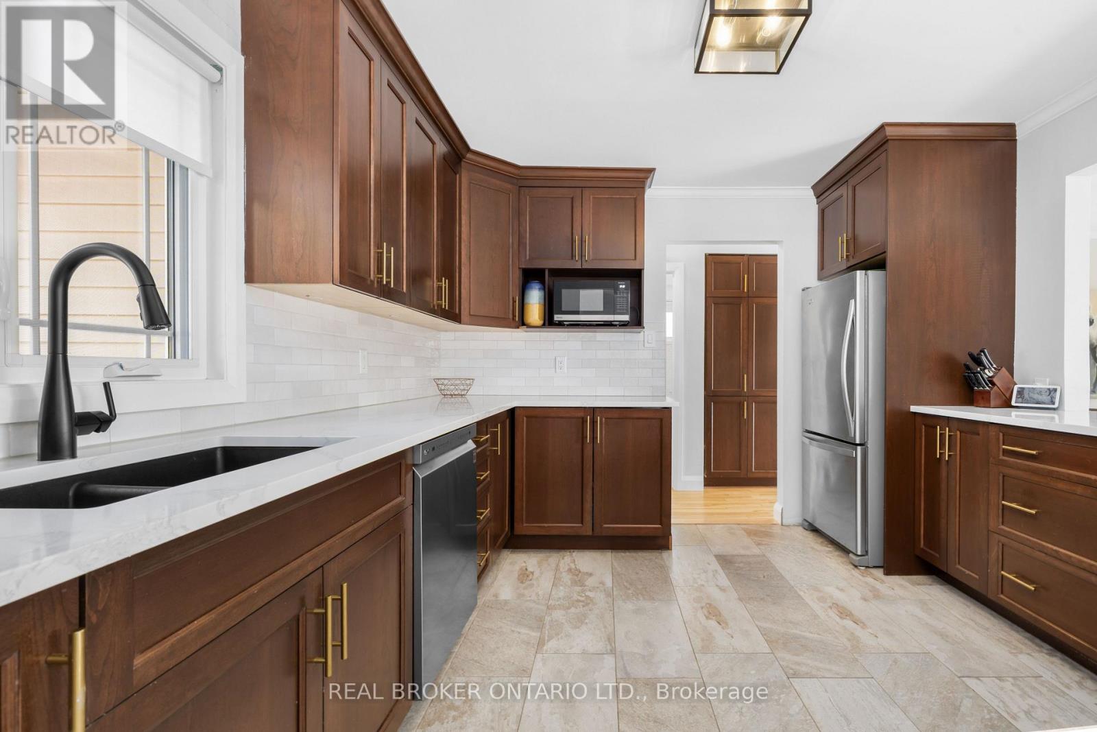 3 Bed, 2 Bath House for Sale in Carleton Place – 243 GRANT STREET, Carleton Place – MLS# X13673712 - Image 15