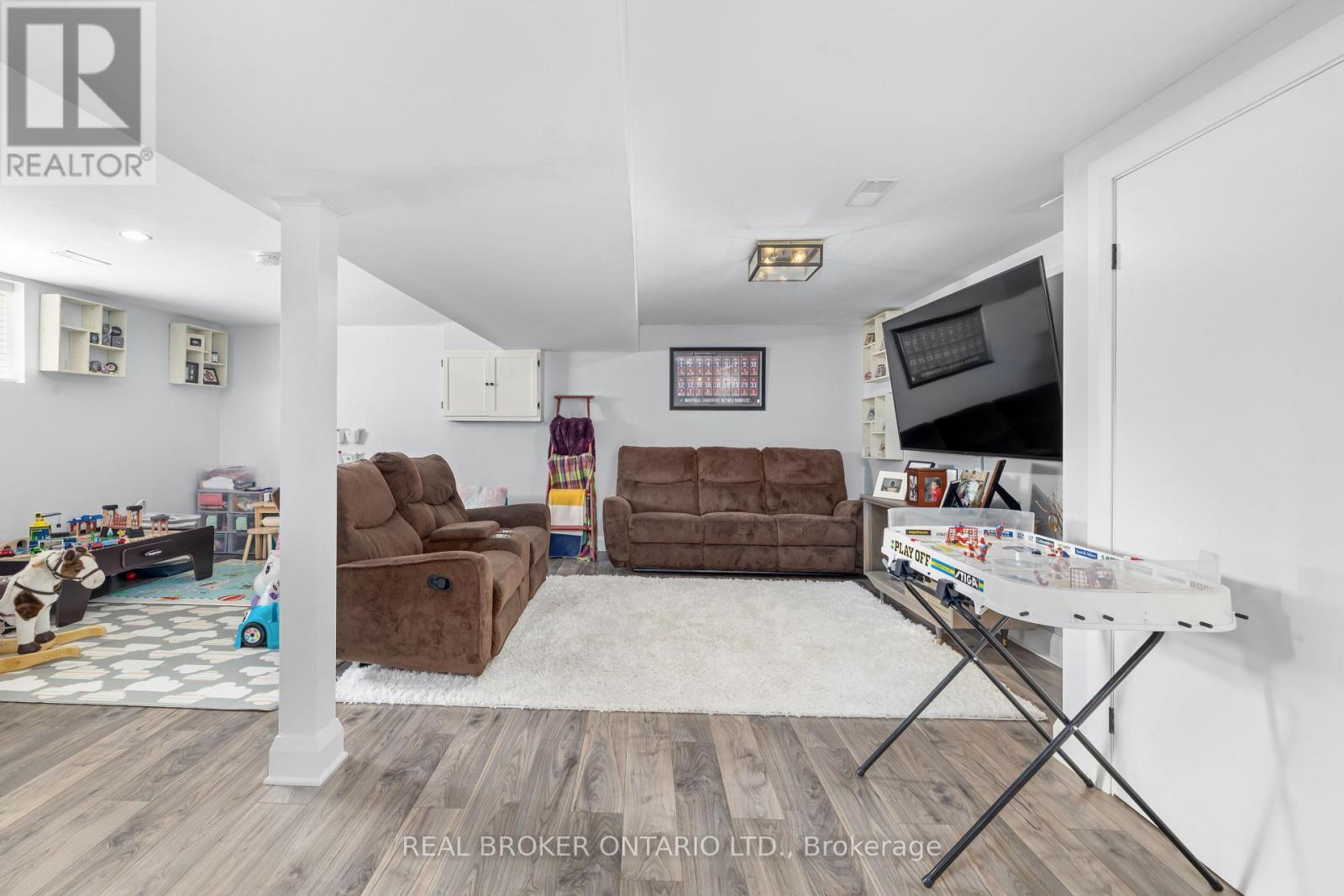 3 Bed, 2 Bath House for Sale in Carleton Place – 243 GRANT STREET, Carleton Place – MLS# X13673712 - Image 27