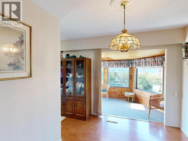 3763 SELKIRK AVE - Image 13