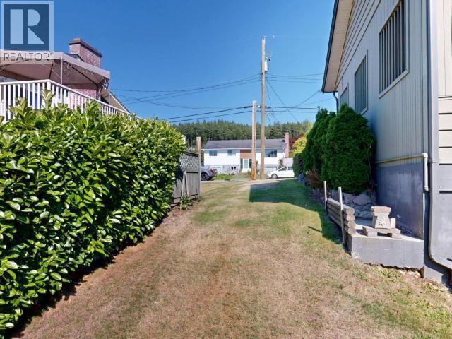 3763 SELKIRK AVE - Image 50