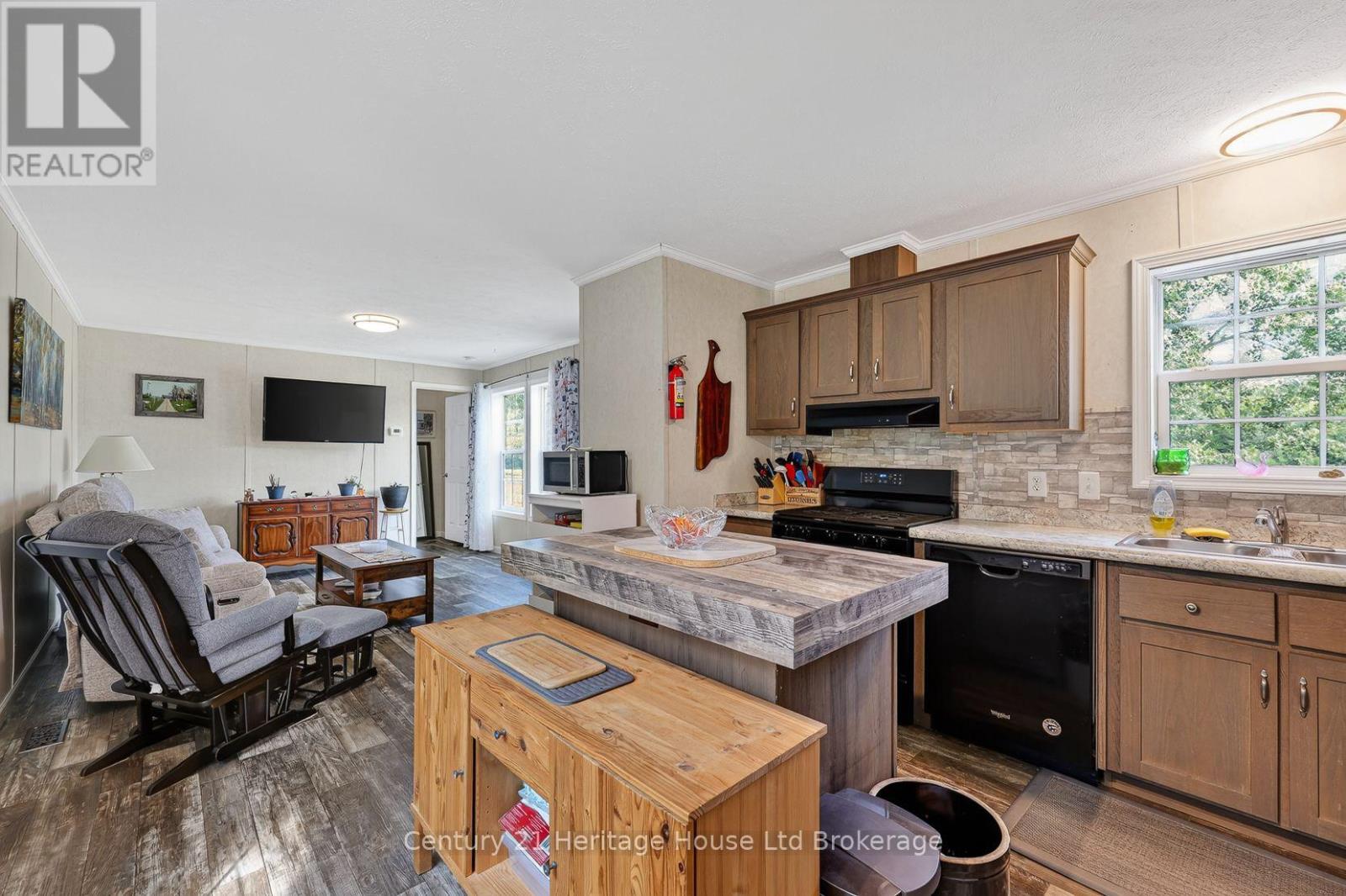 #1 WHYLIE 596101 HIGHWAY 59 - Image 14