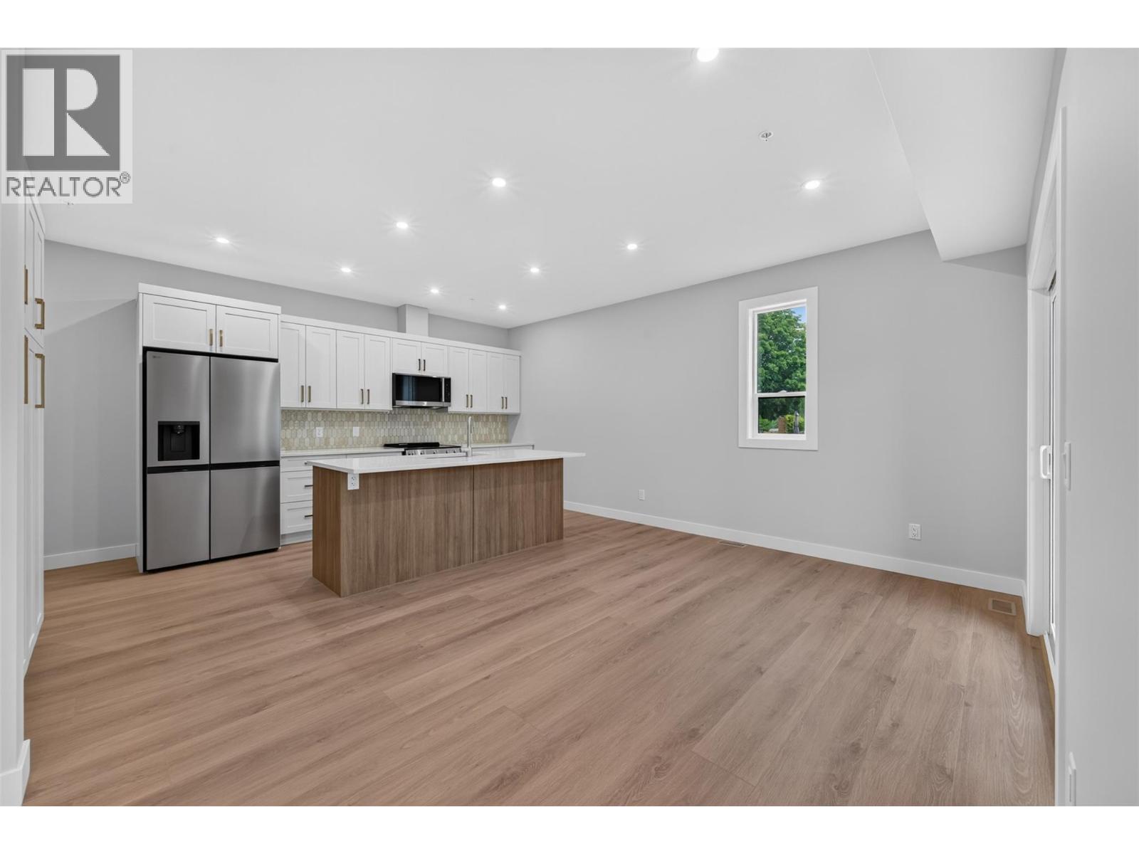 2009 39 Avenue Unit# 1, Vernon
