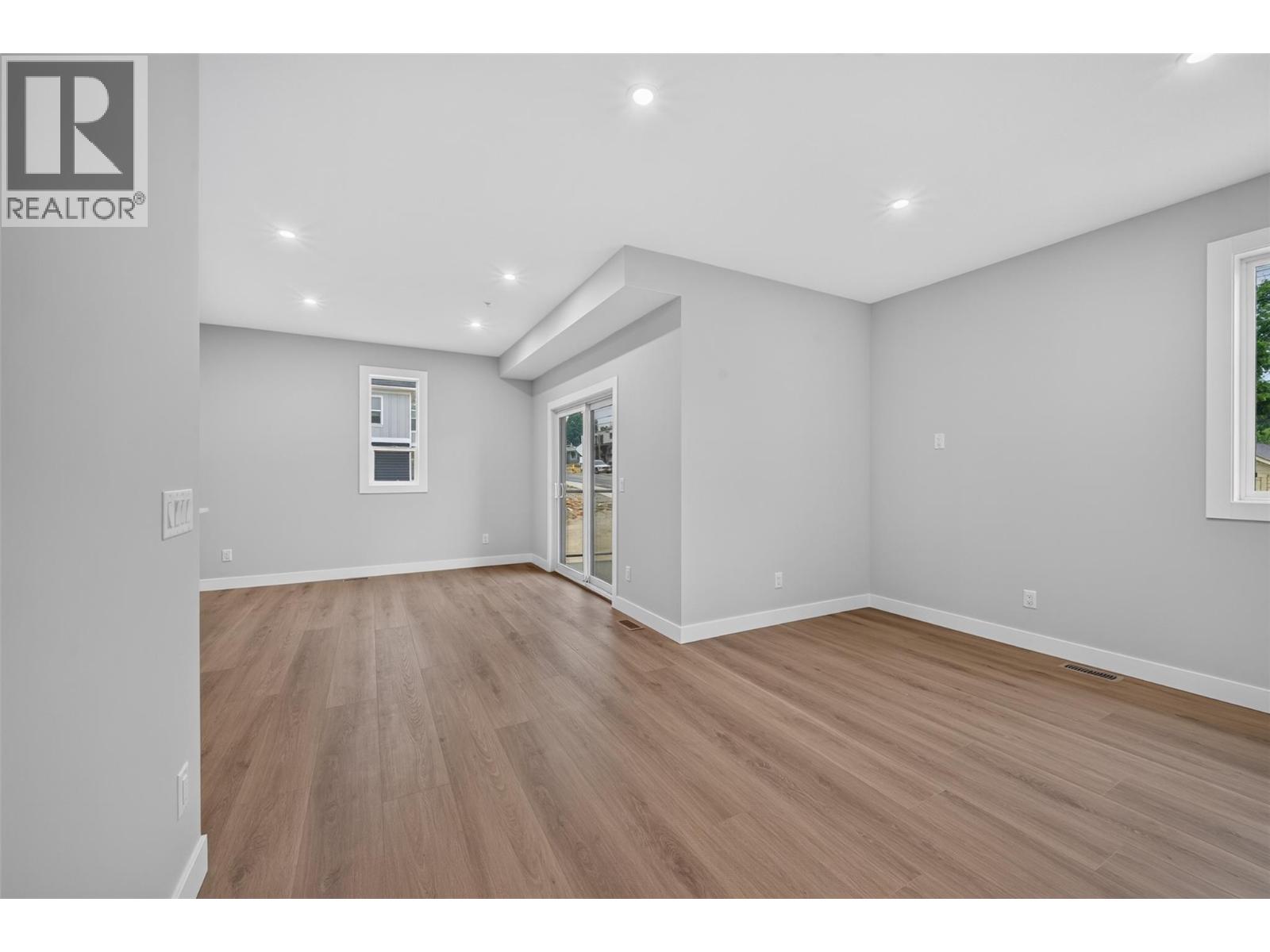 2009 39 Avenue Unit# 1, Vernon