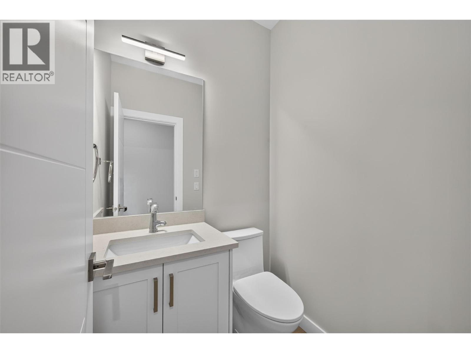 2009 39 Avenue Unit# 1, Vernon