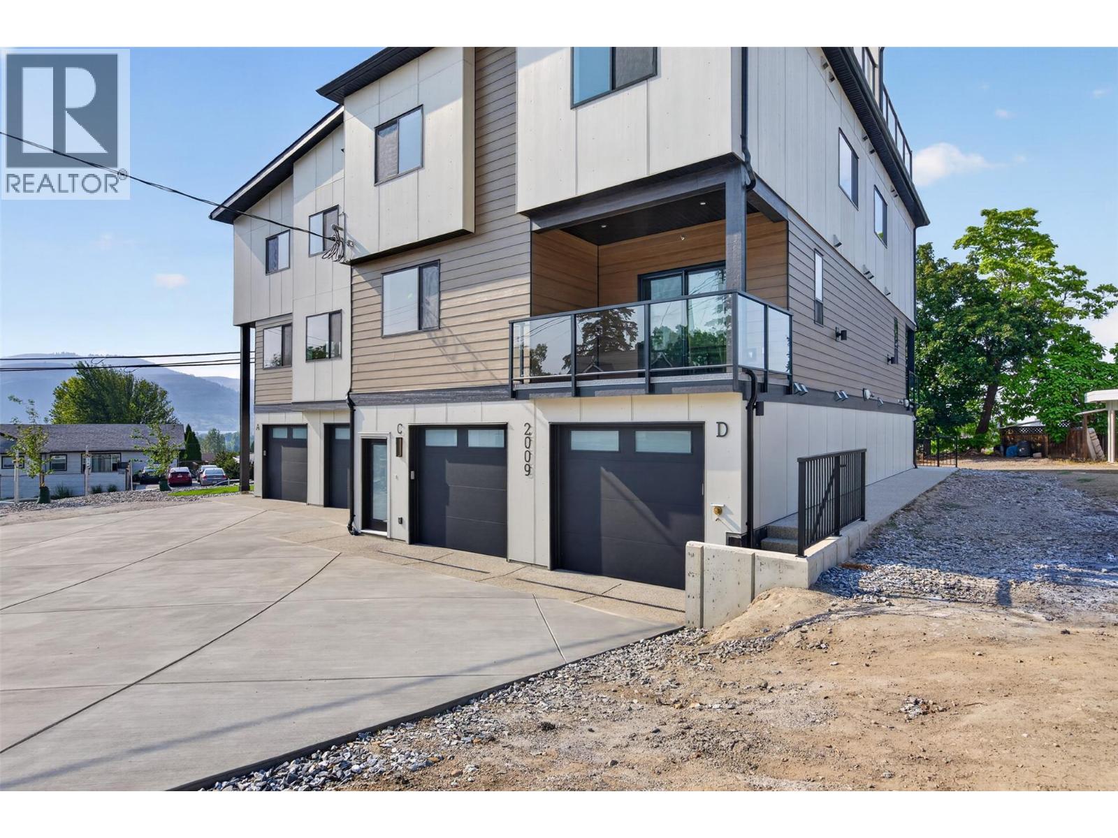 2009 39 Avenue Unit# 1, Vernon