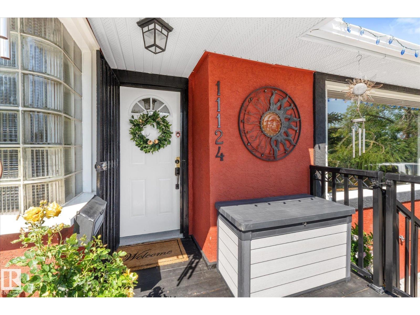 11124 110A Avenue NW - Photo 12