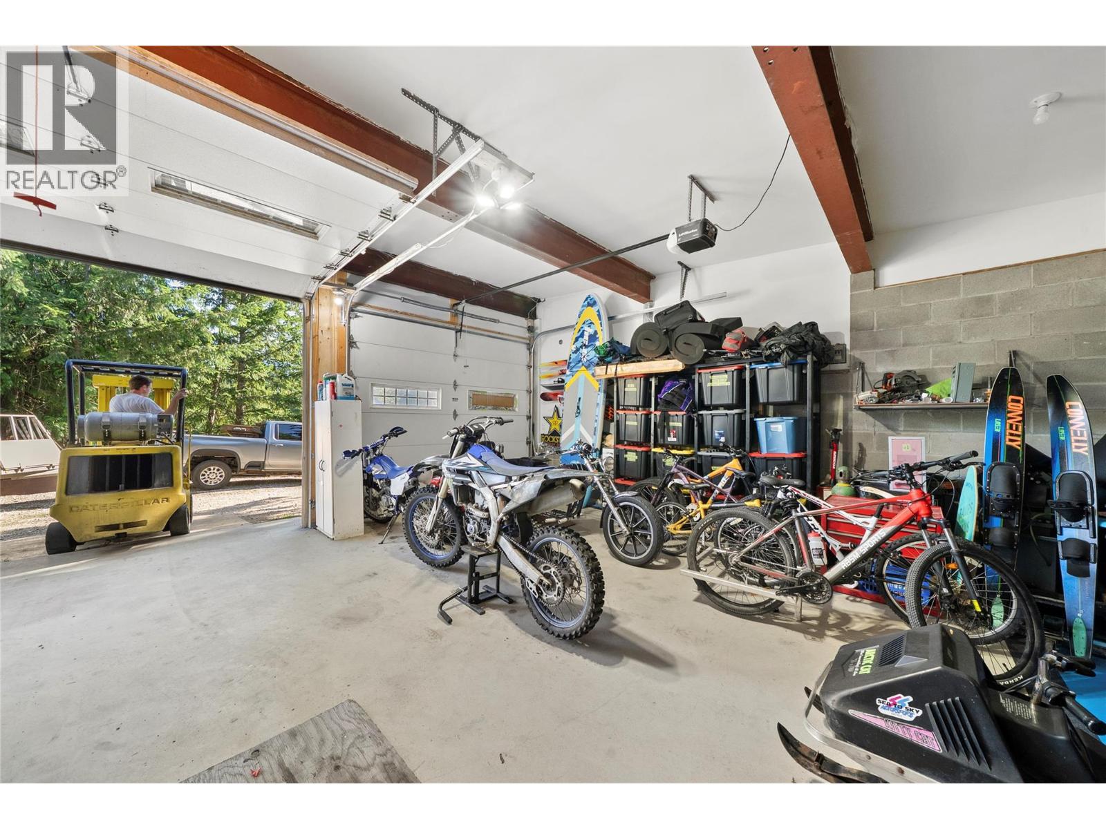 8 Old Town Road - Image 31