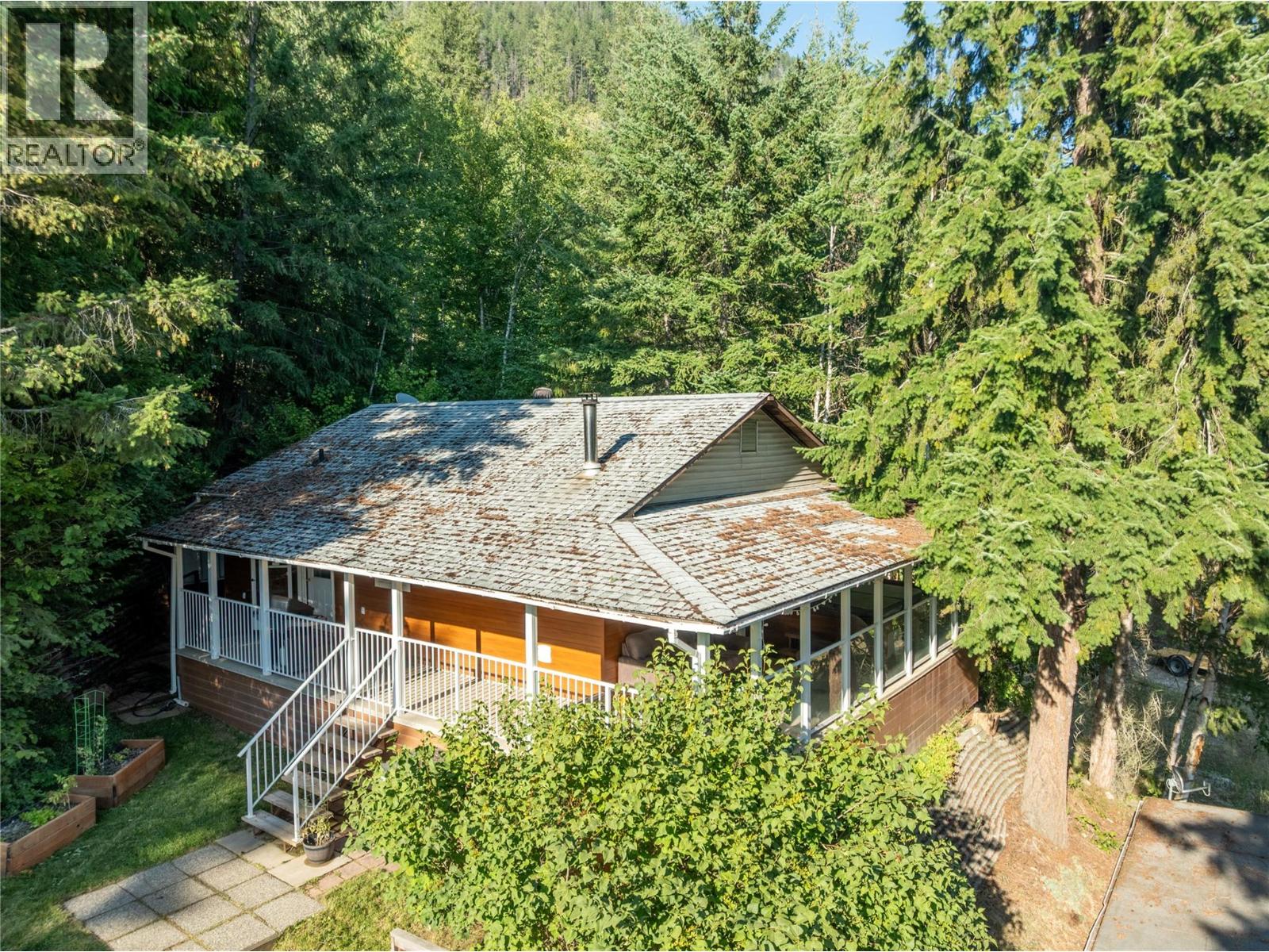 8 Old Town Road - Image 37