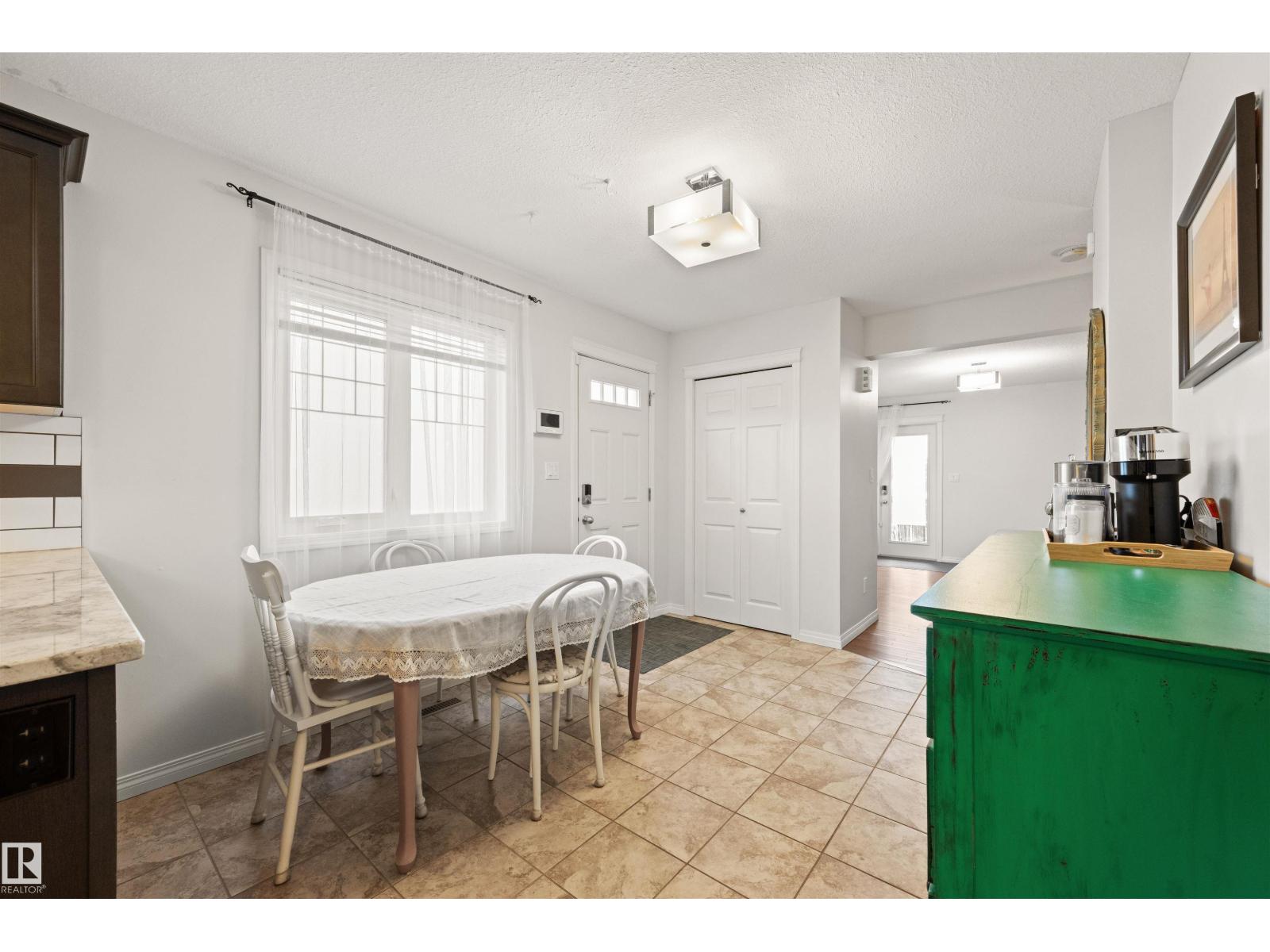 12425 111 Avenue NW - Photo 10