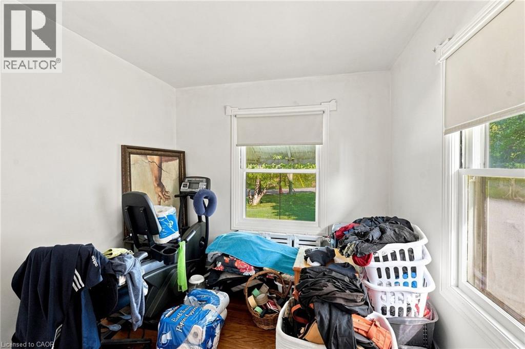 698 YORK Road - 18