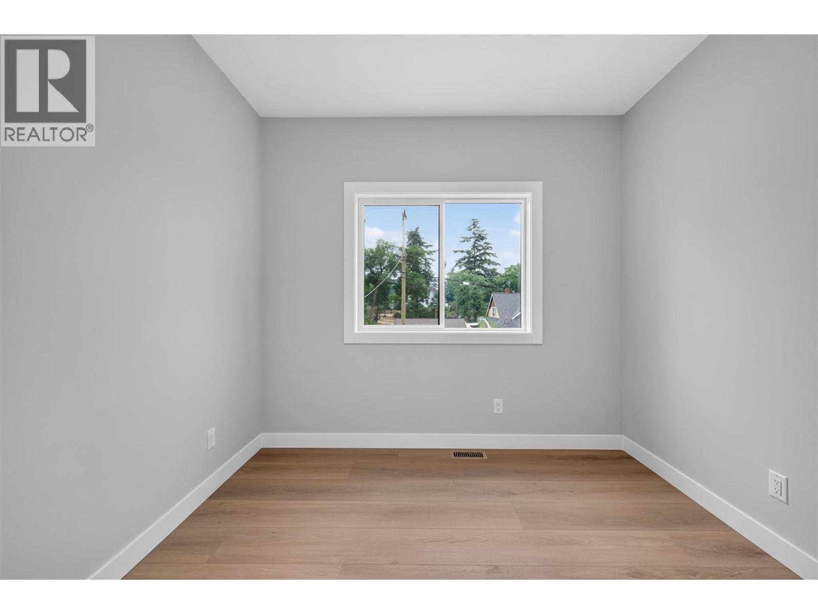 #2 2009 39 Avenue - 18