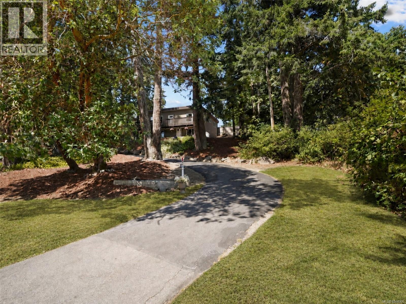 1084 Tatlow Rd - 45