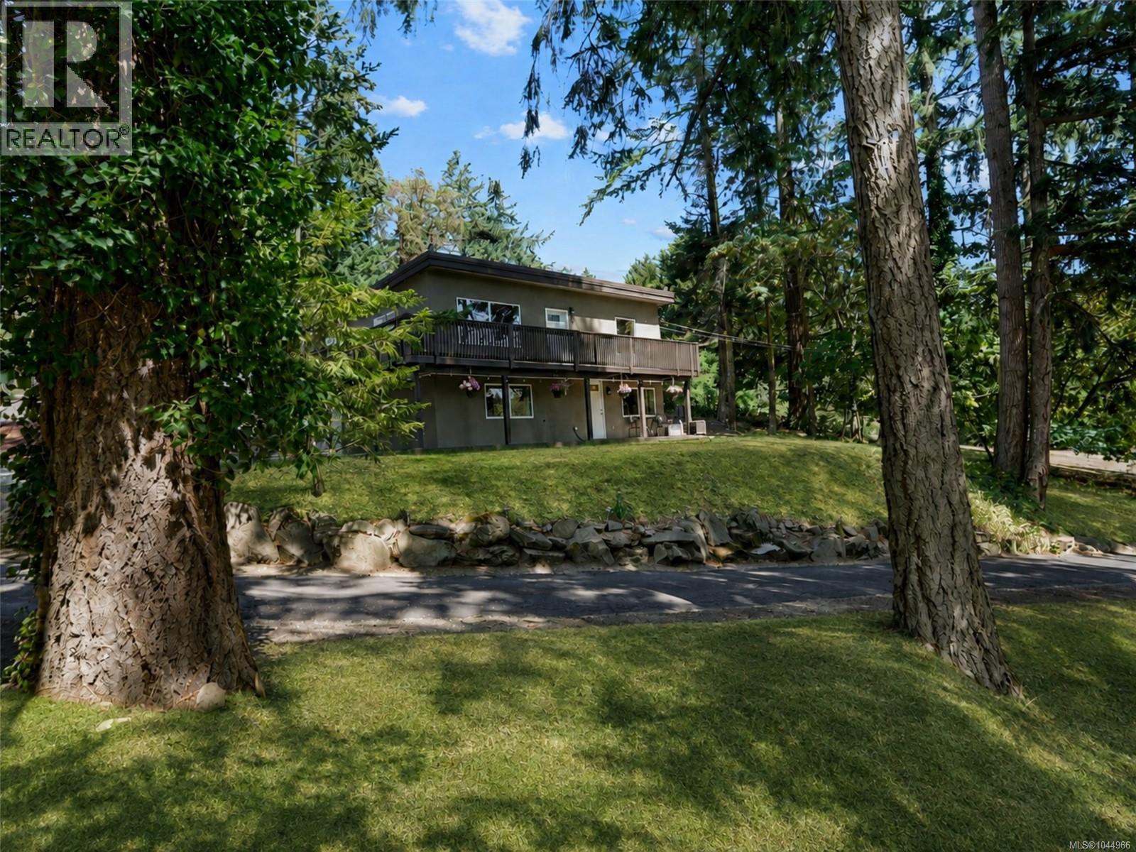1084 Tatlow Rd - Image 46