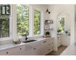 Kitchen - 2060 Pinehurst Terr, Langford, BC V9B3S3 Photo 13