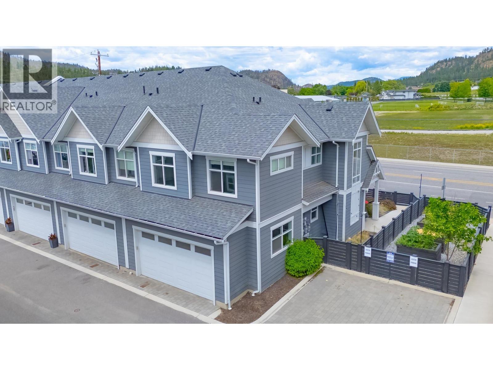 #7 115 Wyndham Crescent - 42