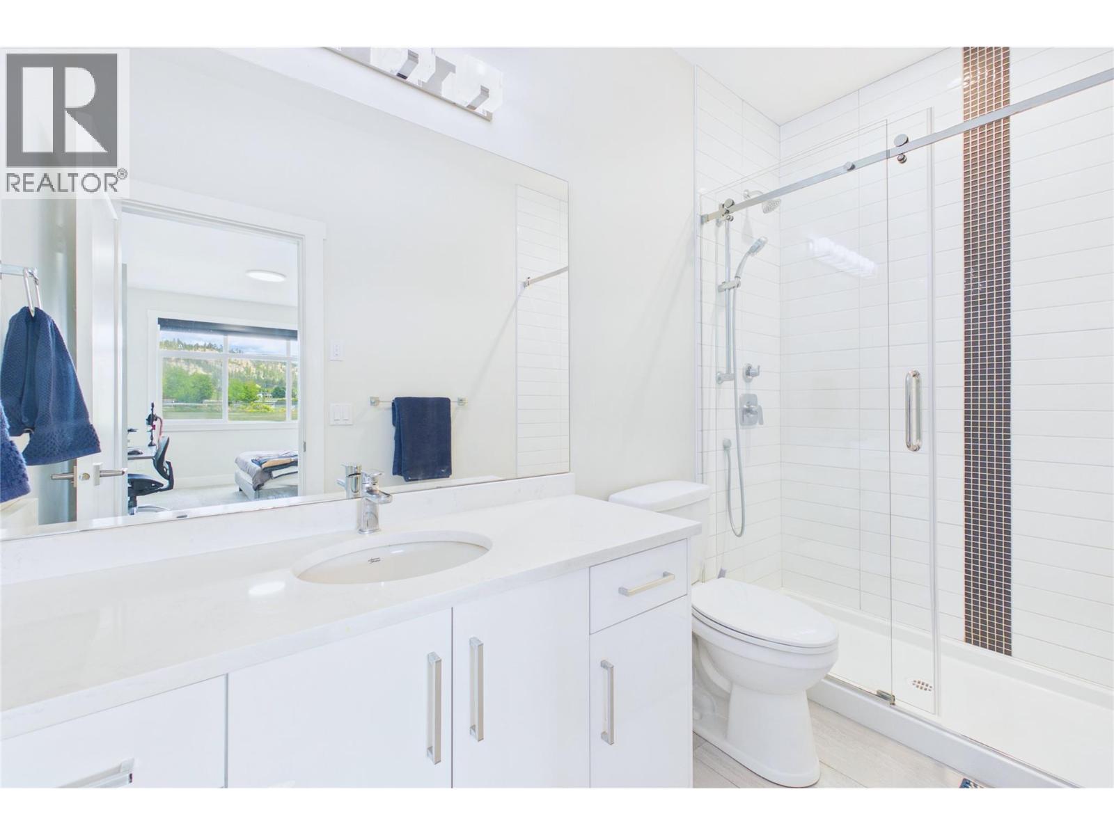 #7 115 Wyndham Crescent - Image 26
