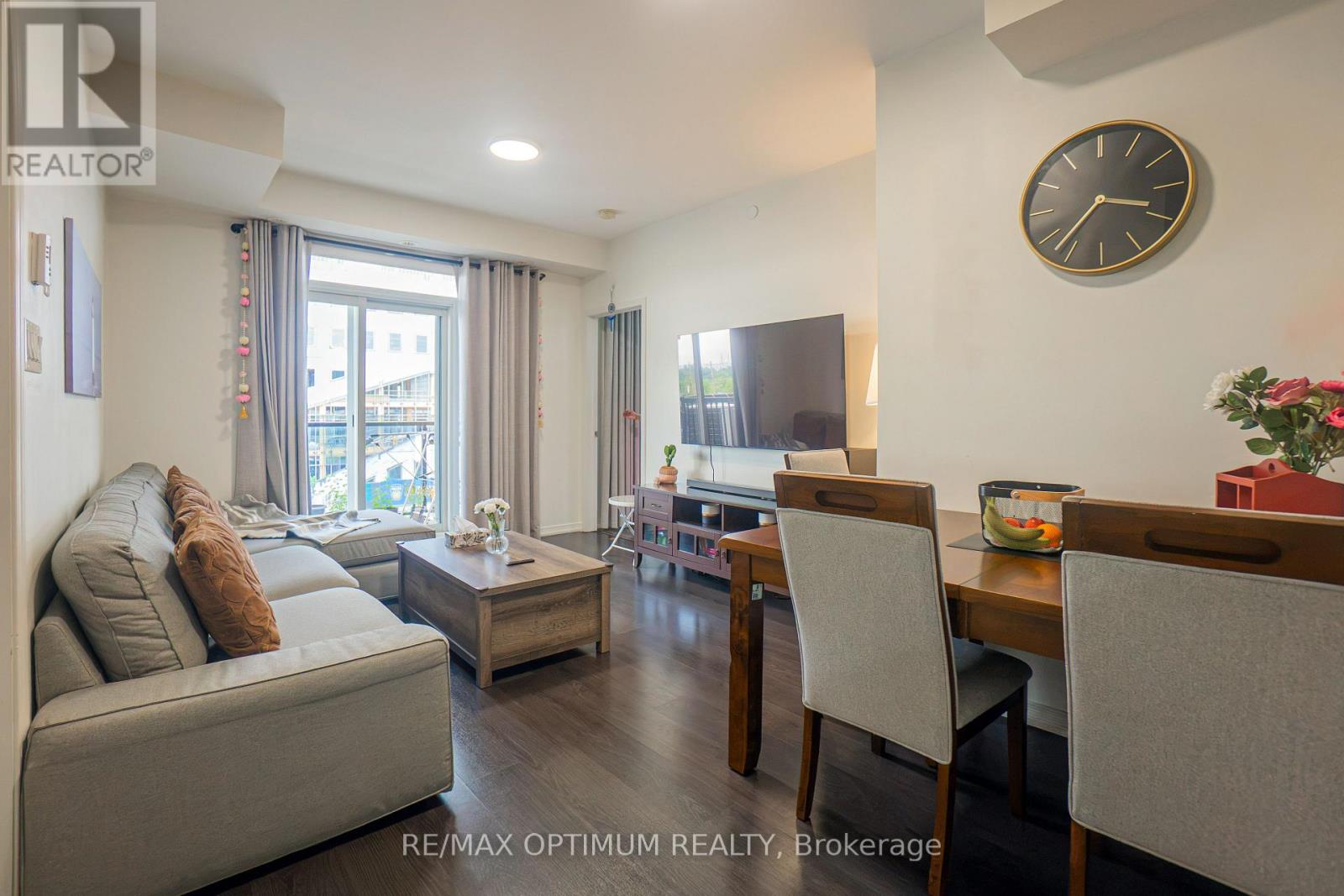 #315 50 SKY HARBOUR DRIVE - 6