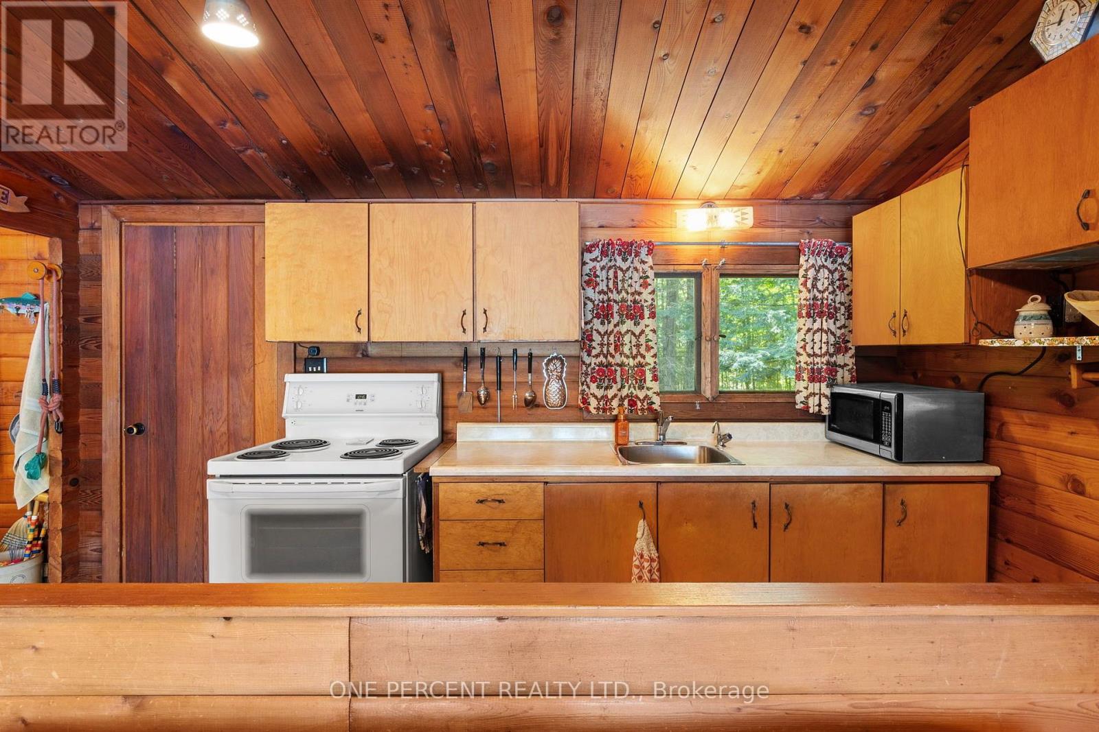 1143 BUTTERFLY ROAD - Image 14