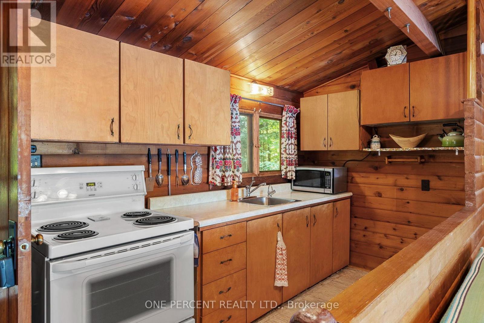 1143 BUTTERFLY ROAD - 15