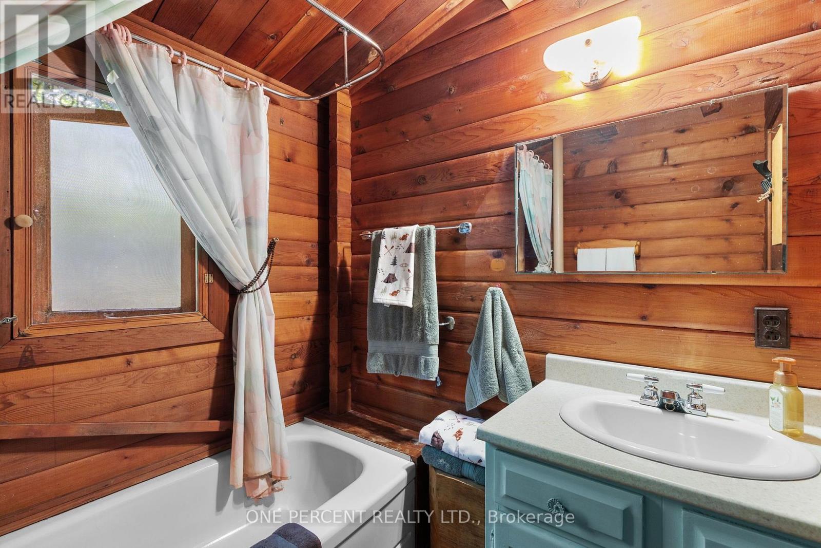 1143 BUTTERFLY ROAD - Image 26