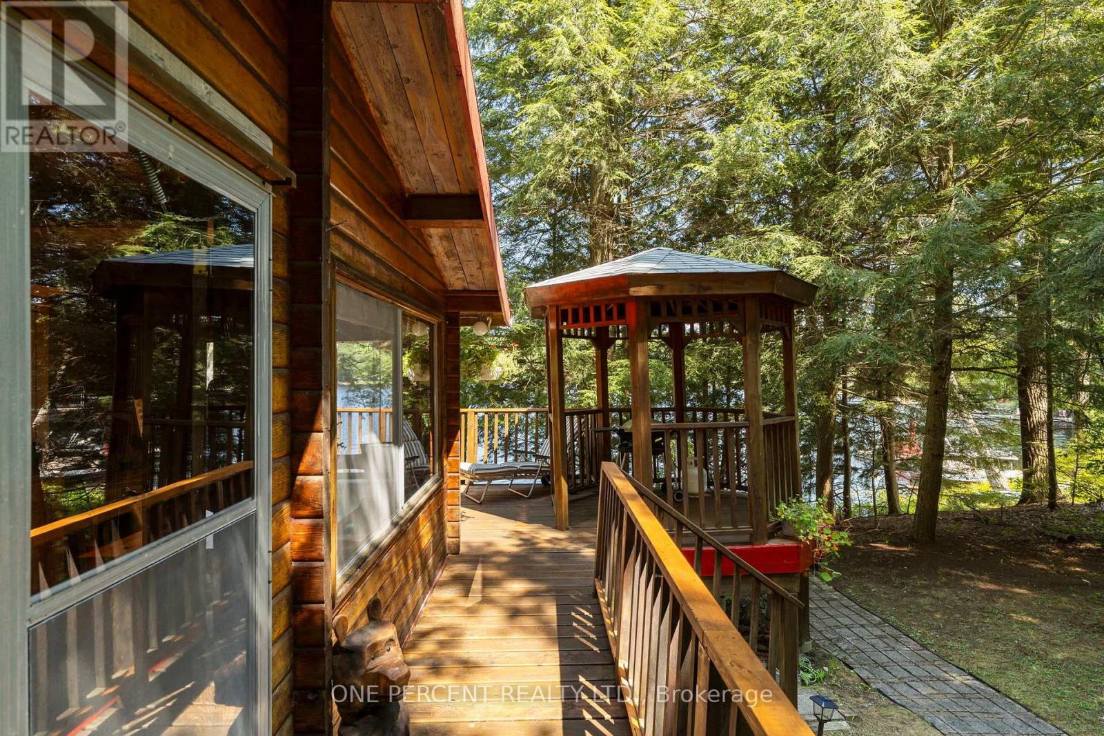 1143 BUTTERFLY ROAD - Image 31