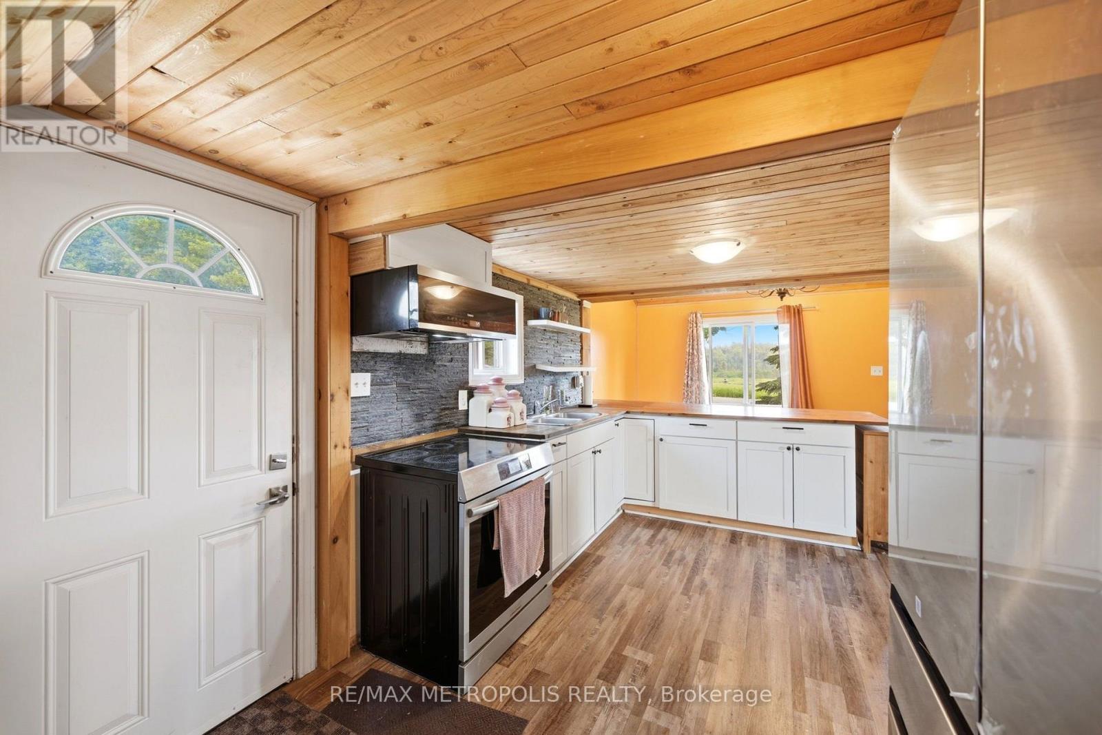 532 MITCHELL ROAD - Image 11