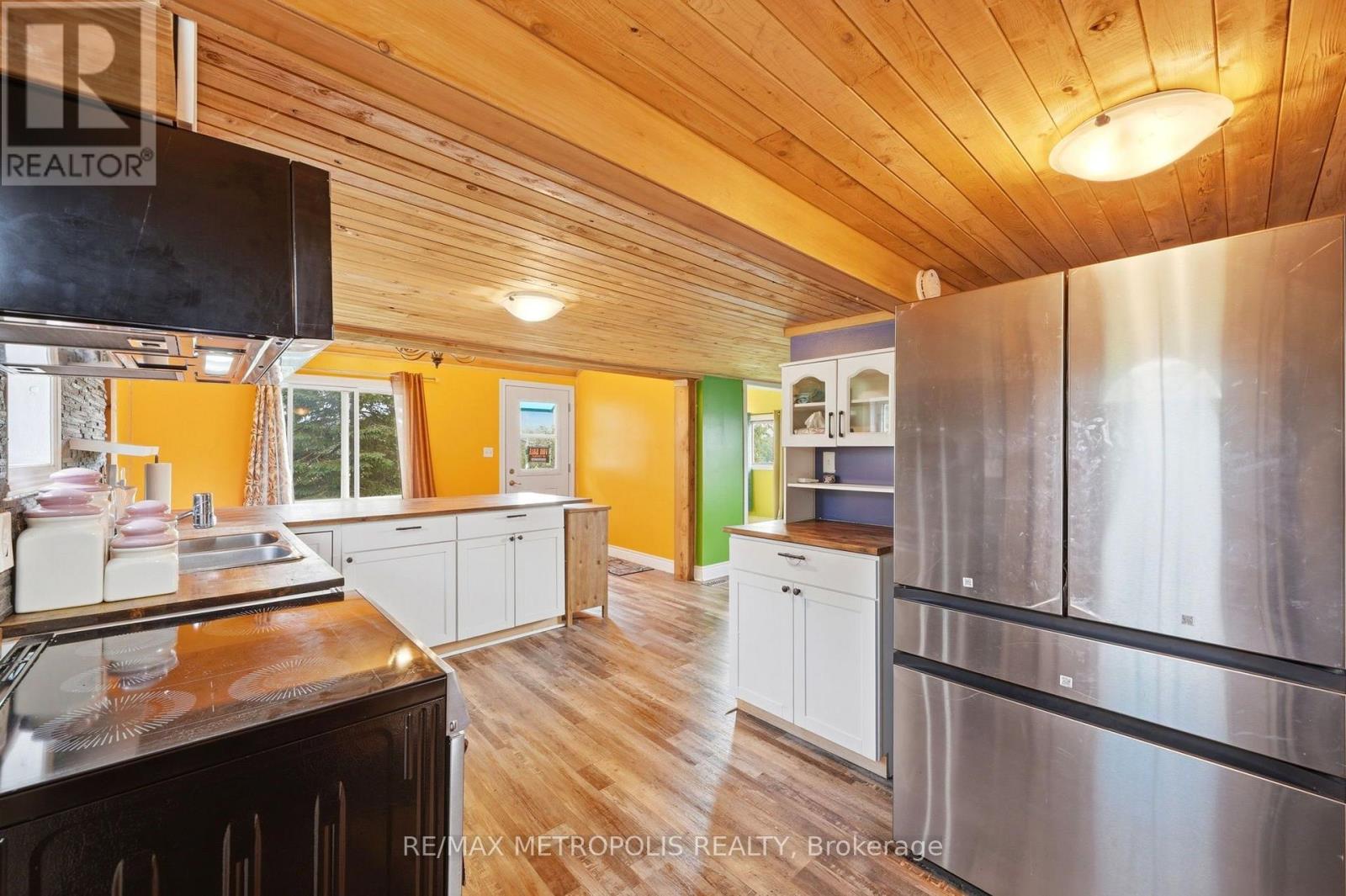 532 MITCHELL ROAD - Image 12