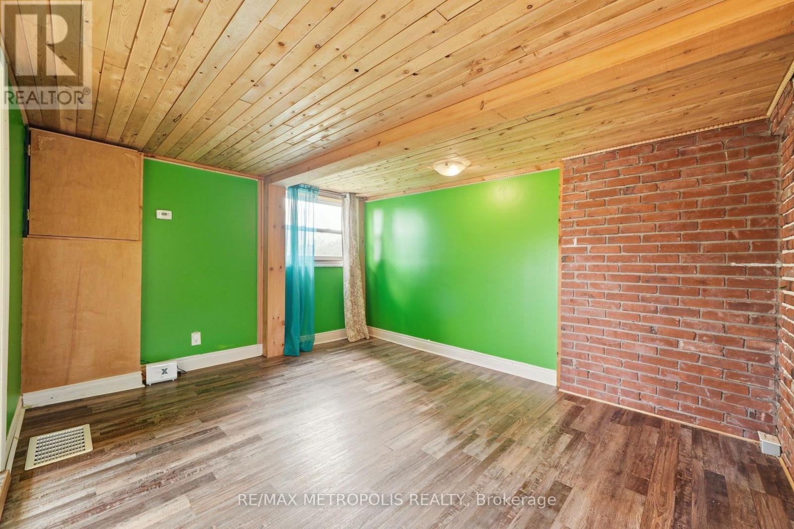 532 MITCHELL ROAD - Image 9