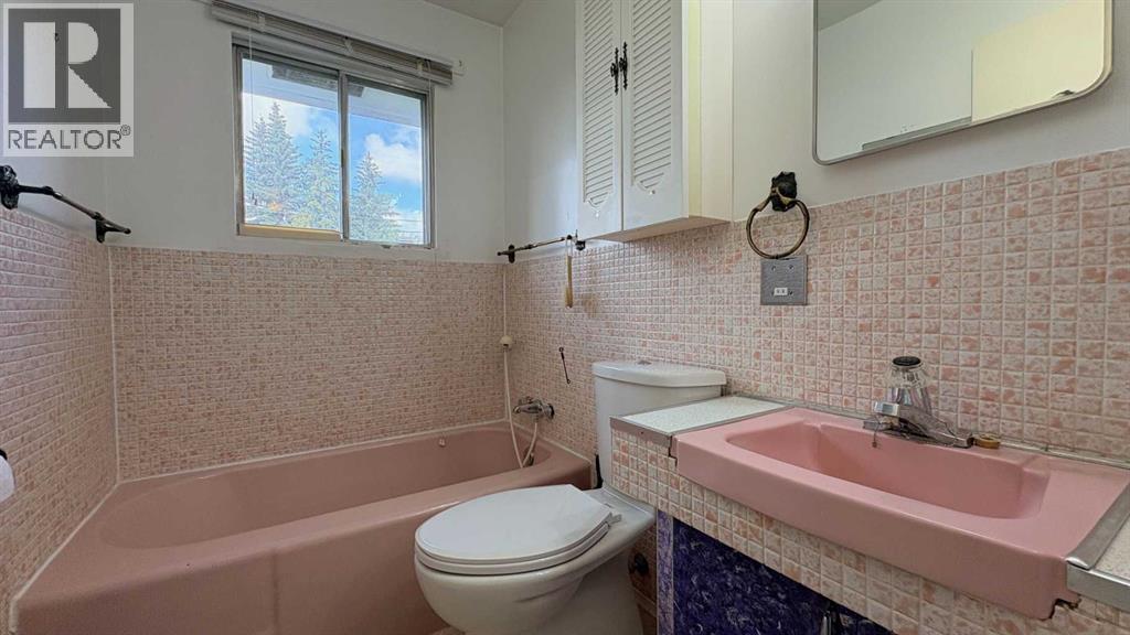 718 10 Street - 13