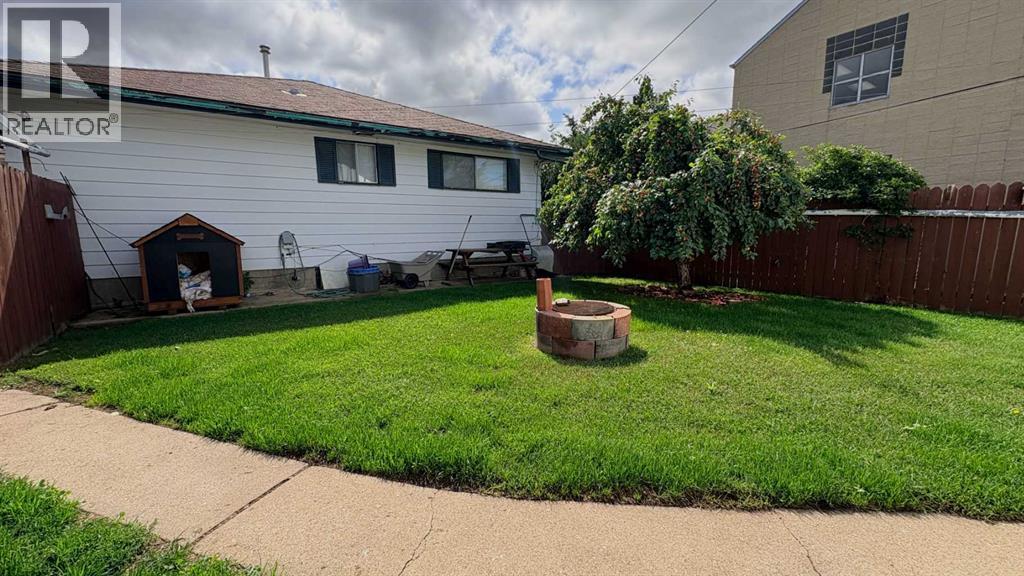 718 10 Street - 2