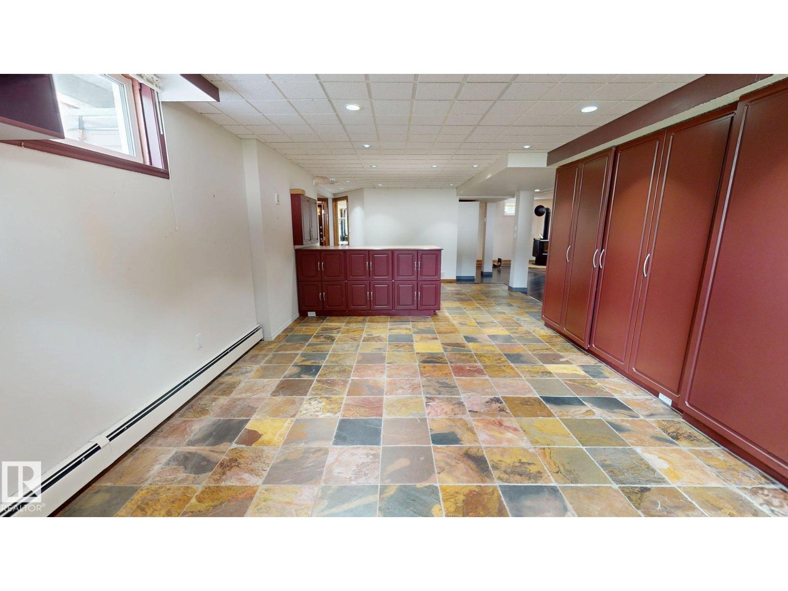 9503 77 Street NW - Photo 22