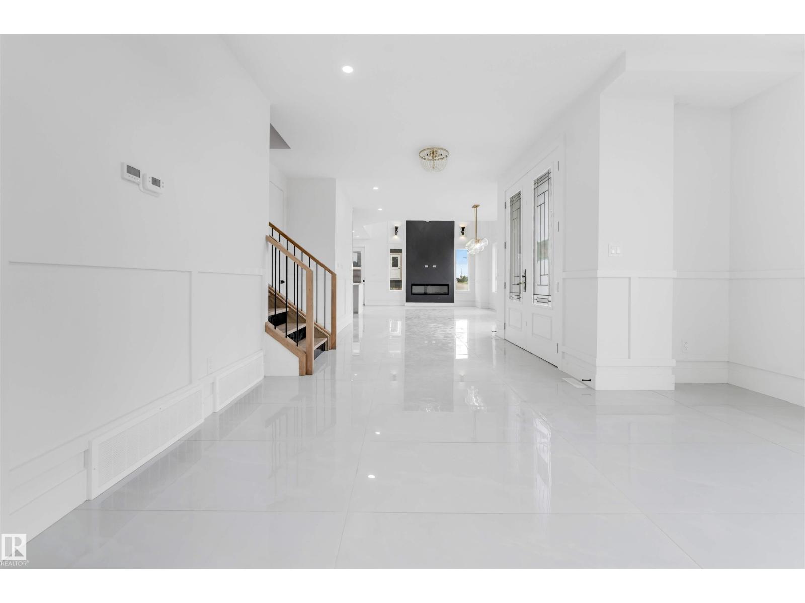 6281 19 Street NE - Photo 16