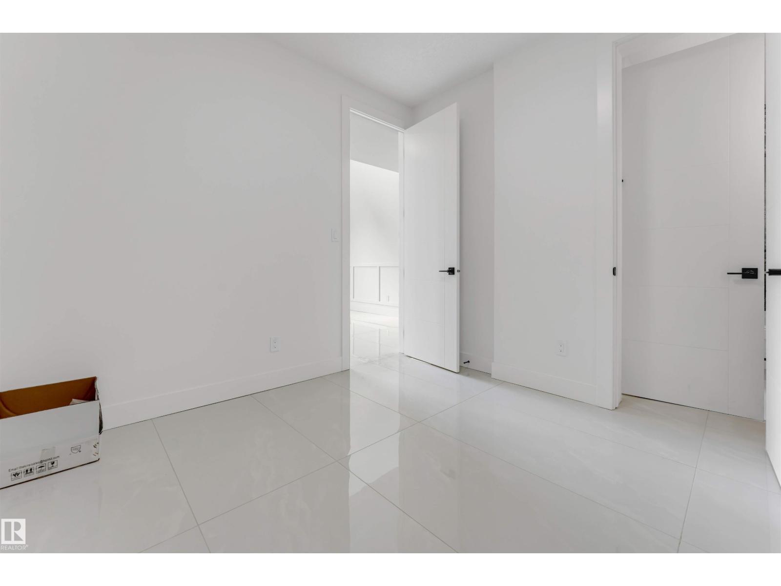 6281 19 Street NE - Photo 17