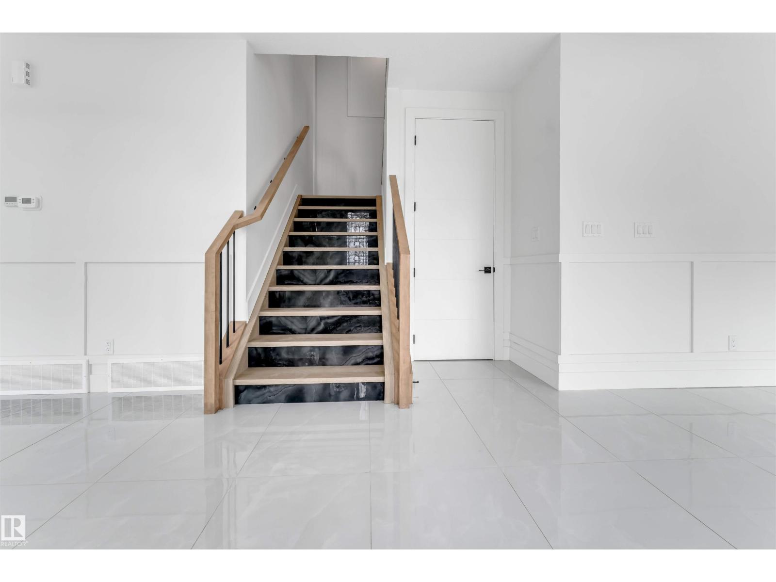 6281 19 Street NE - Photo 23