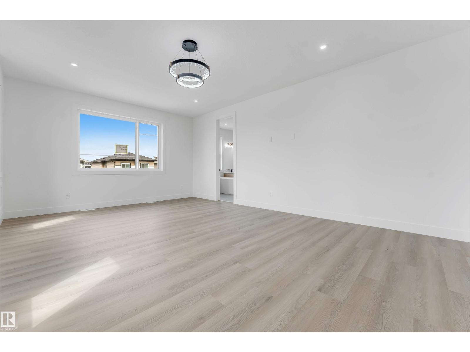 6281 19 Street NE - Photo 31