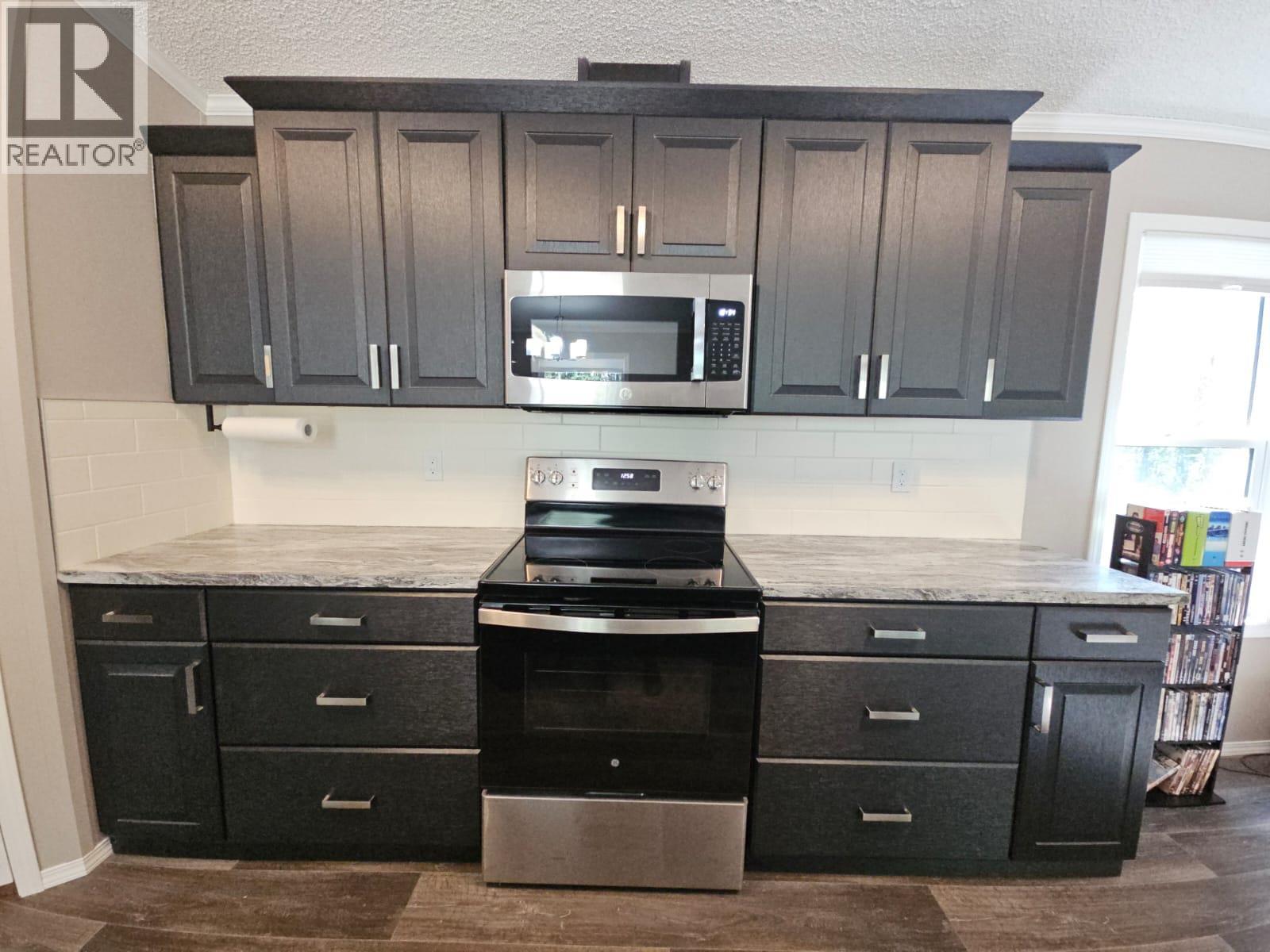 3593 WEST HAYWARD Road, Chetwynd