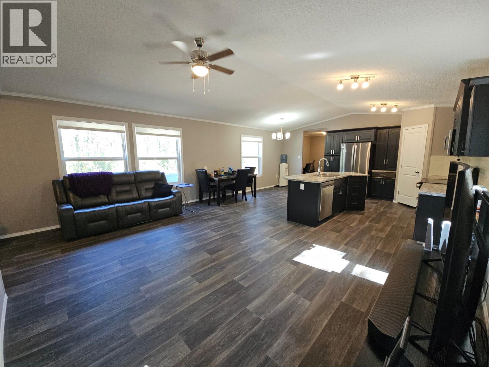3593 WEST HAYWARD Road, Chetwynd