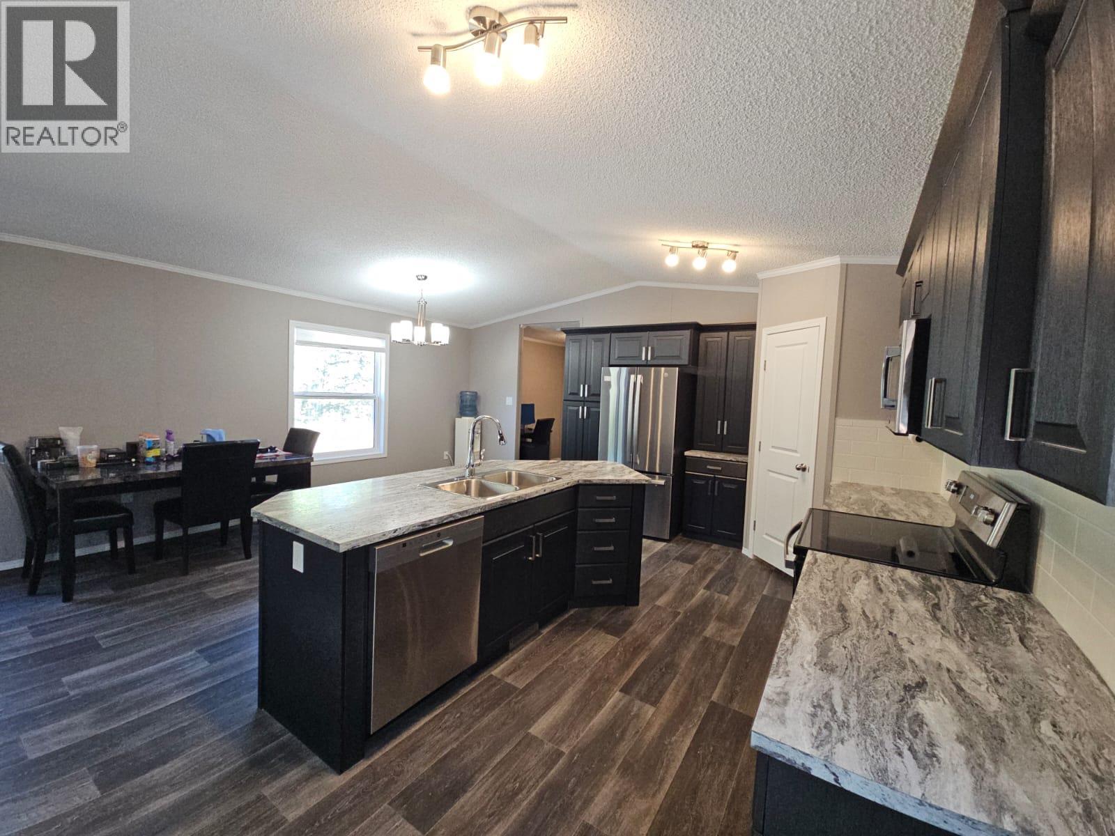 3593 WEST HAYWARD Road, Chetwynd