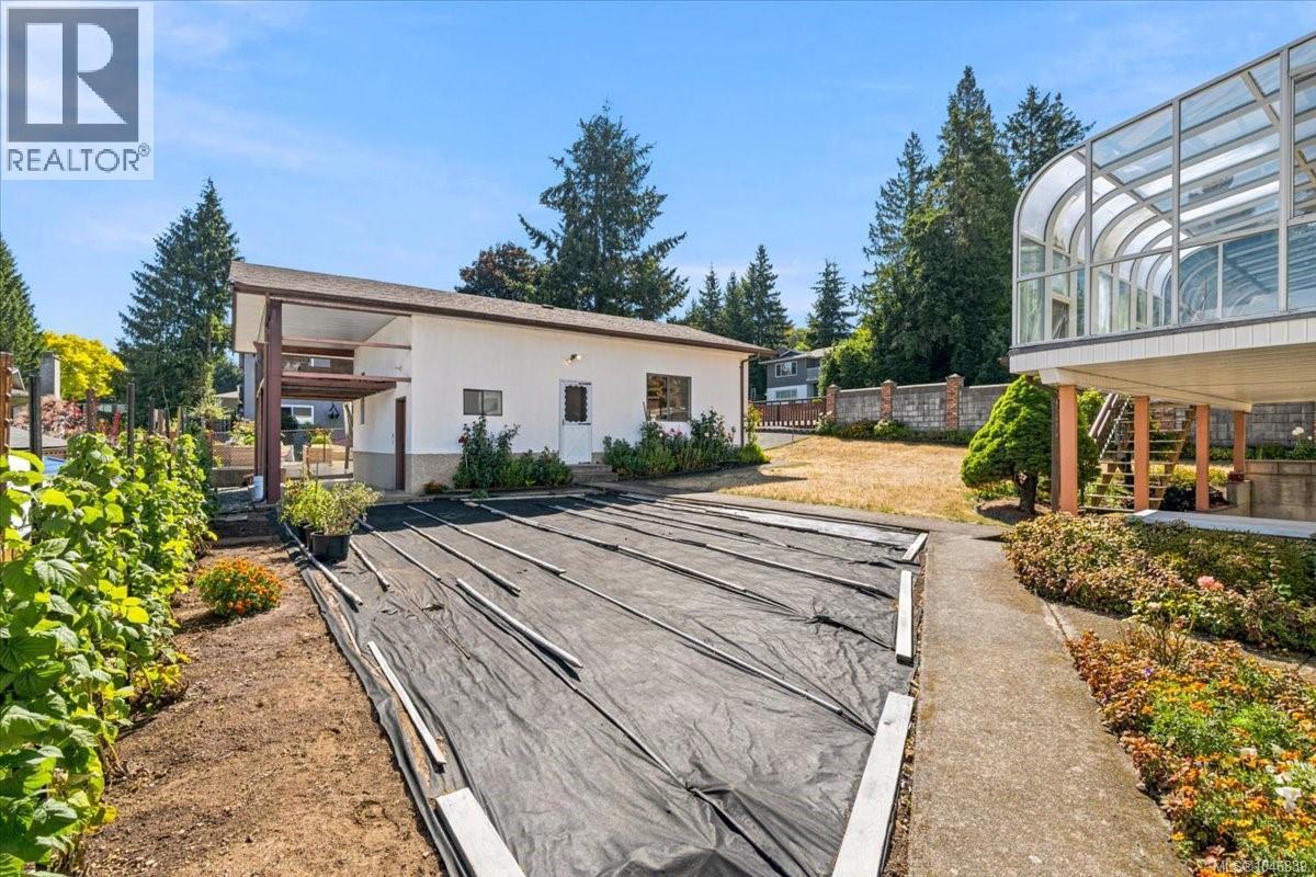 5500 Kenwill Dr - 44