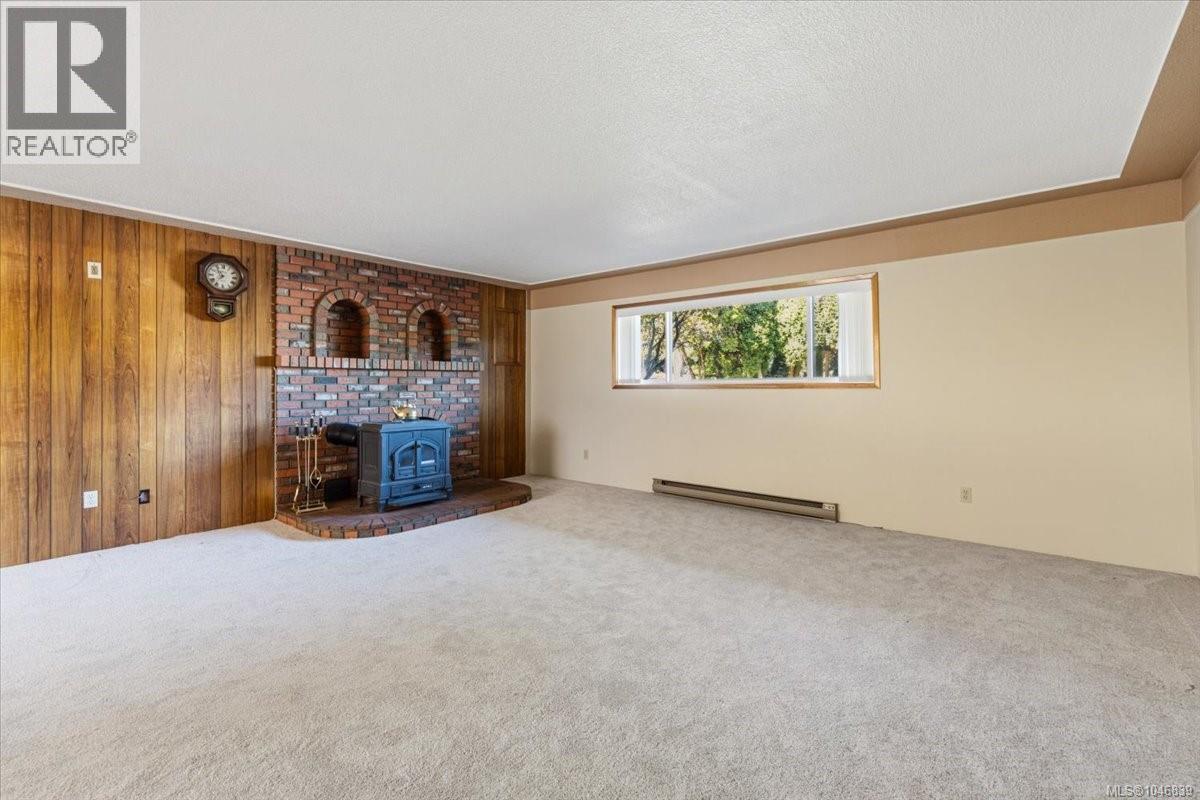5500 Kenwill Dr - 8