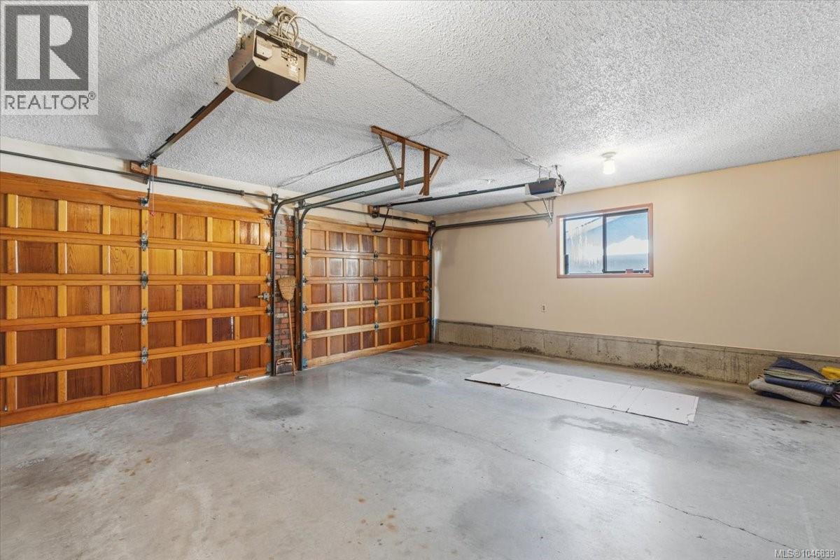 5500 Kenwill Dr - Image 41
